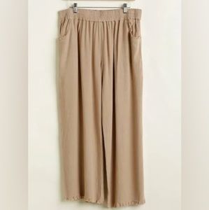 Umgee Womens Wide Leg Pant with Elastic Waist, Pockets, and Frayed Hem 1XL